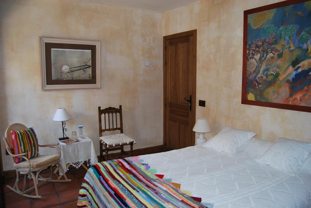 Hostal La Casa de San Gil Atienza Habitación foto