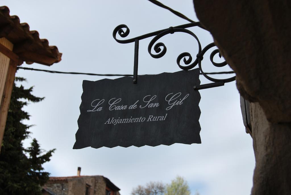 Hostal La Casa de San Gil Atienza Exterior foto